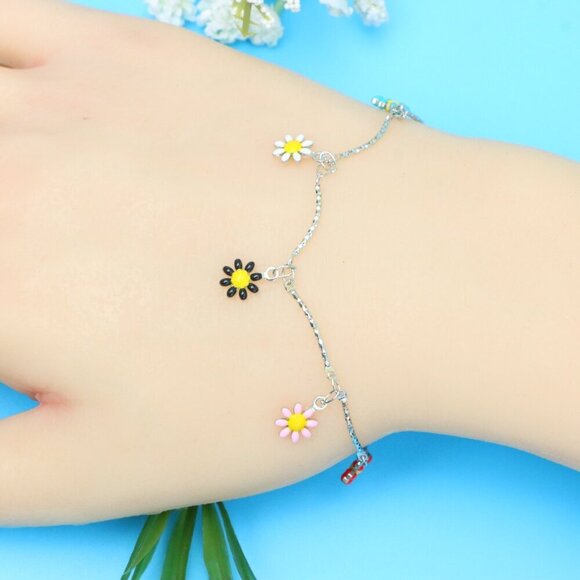 Chic & Stylish Bracelet – A Thoughtful Gift for Women and Girls, DYC1023 - Picture 3 of 8